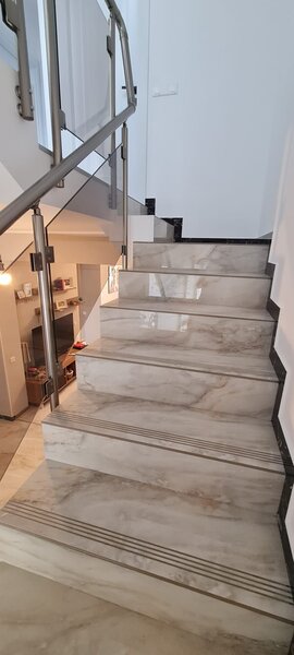 Popesti-Leordeni, vila individuala 6 camere, curte, 2 parcari, totul nou, mobilata/ utilata